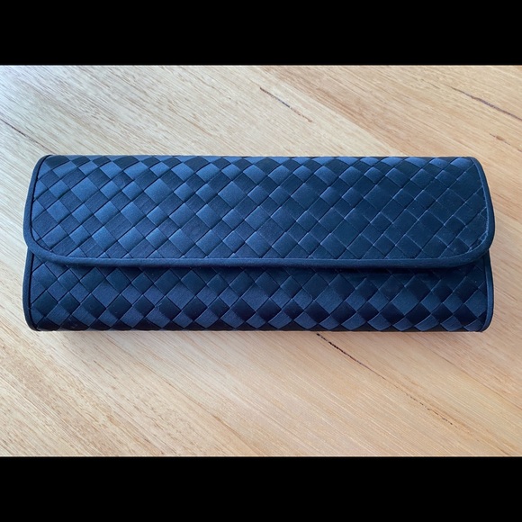 Olga Berg Handbags - OLGA BERG | Black ‘checkered pattern’ clutch